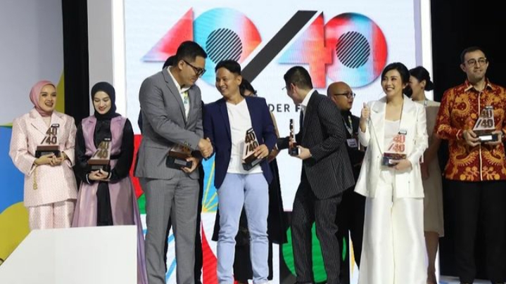 Bupati Mas Ipin Terima Penghargaan Sebagai Tokoh Muda Berpengaruh di Tanah Air di Acara Fortune Indonesia SUMMIT 2024