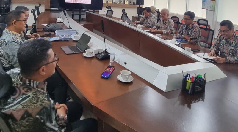Kunjungi Kementerian PU RI, Bupati Haris Usulkan Rehabilitasi Infrastruktur Jalan dan Jembatan