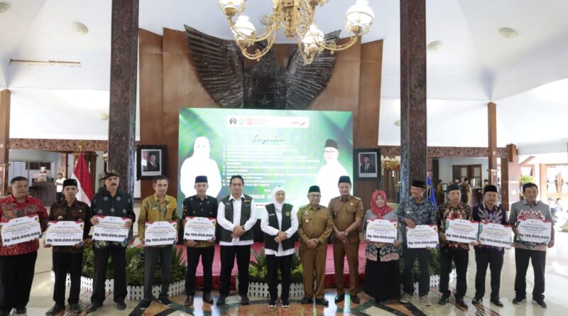 Terima Kunker Gubernur Jatim, Bupati Blitar Berharap dapat Mendorong Kemandirian Ekonom