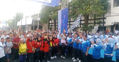 Peringati Hari Jadi Kabupaten Tulungagung ke-820 dan Hari Korpri ke-54, Dispora bersama Korpri Tulungagung Gelar Jalan Sehat Berhadiah