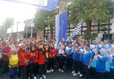 Peringati Hari Jadi Kabupaten Tulungagung ke-820 dan Hari Korpri ke-54, Dispora bersama Korpri Tulungagung Gelar Jalan Sehat Berhadiah