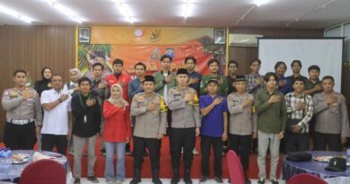 Bangun Komunikasi Humanis, Polres Probolinggo Rangkul Mahasiswa dalam Buka Bersama