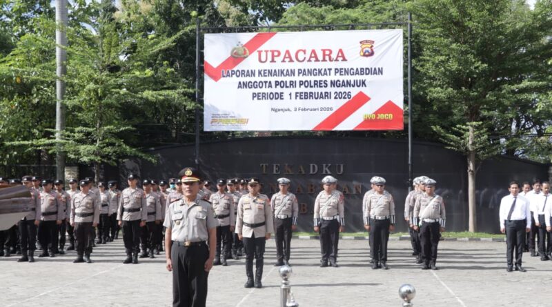 Upacara Kenaikan Pangkat Pengabdian, Kapolres Nganjuk Apresiasi Dedikasi Anggota Polri