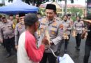 Hari Pertama Ramadan 1447 H, Kapolres Magetan Turun Langsung Bagikan Takjil dan Gaungkan Tertib Berlalu Lintas