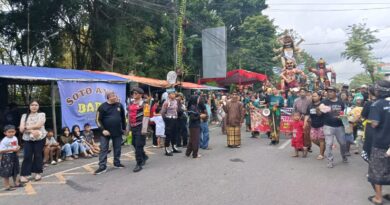 Polres Blitar Amankan Pawai Ogoh-Ogoh Perayaan Hari Raya Nyepi di Wlingi