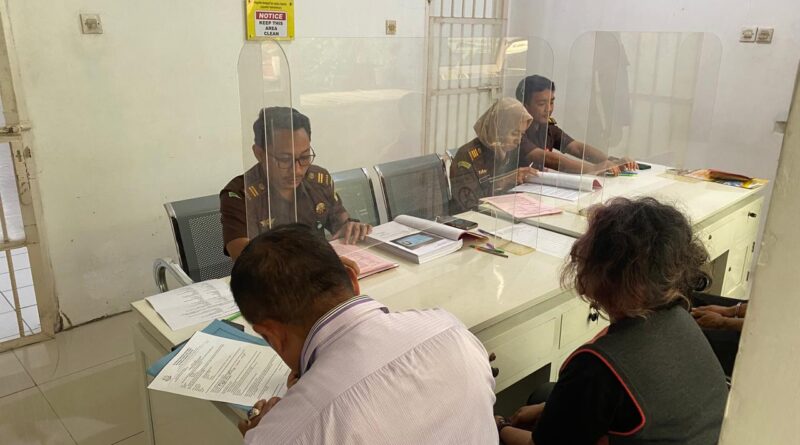 Tahap II Kasus Dugaan Penggelapan, Tersangka Langsung Ditahan Kejari Nganjuk