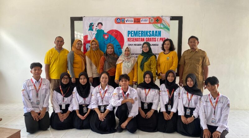 Deteksi Dini Faktor Resiko Kesehatan Siswa di Sekolah, Puskesmas Boyolangu Laksanakan CKG di SMAN 1 Boyolangu