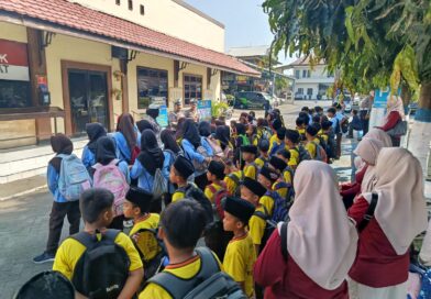 Polisi Sahabat Anak, Satlantas Polres Blitar Edukasi Tertib Berlalu Lintas Sejak Dini