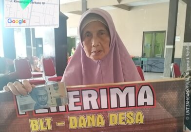 Salurkan BLT DD Tahap 2 Desa Sobontoro, ini Pesan Kepala Desa