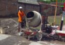 Pemdes Temenggungan Bangun Rabat Beton Jalan Lingkungan