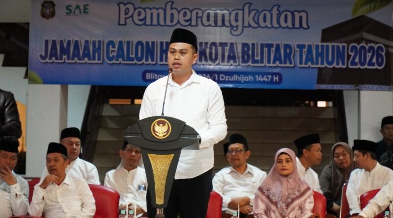 Wali Kota Blitar Berangkatkan 162 Calon Jamaah Haji