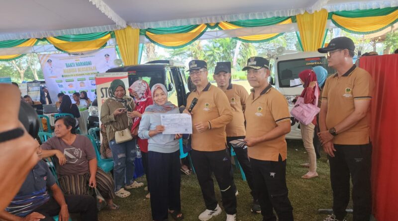 Bakti Harmoni Bersahaja di Kelurahan Bangunsari, Dukcapil Madiun Hadirkan Leladi Sesami
