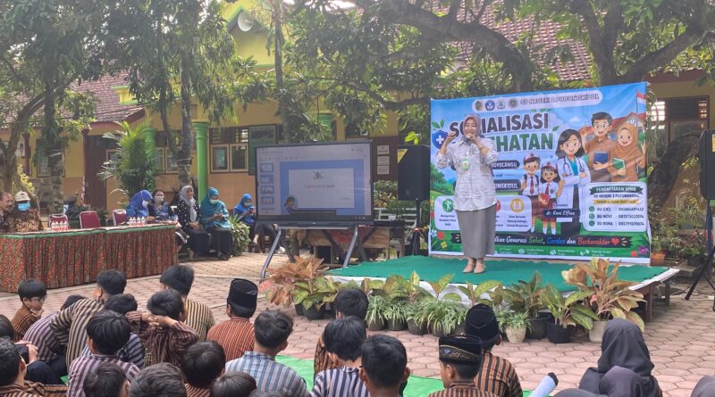 Dukung Terwujudnya Lingkungan Sekolah yang Sehat, UPTD Puskesmas Boyolangu Kembali Sosialisasikan Penyakit TBC di SD Negeri 2 Pucungkidul