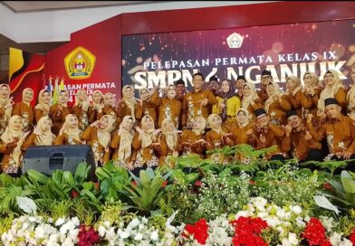 Pelepasan Permata Kelas IX, SMPN 4 Nganjuk Lepas 287 Siswa