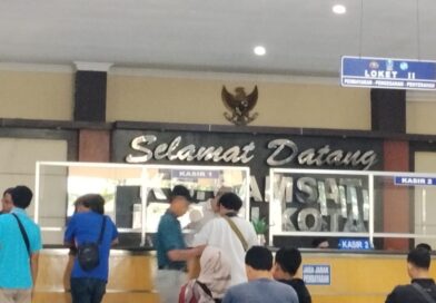 Pelayanan Humanis dan Profesional, Wajib Pajak Apresiasi Kinerja Petugas KB Samsat Kediri Kota
