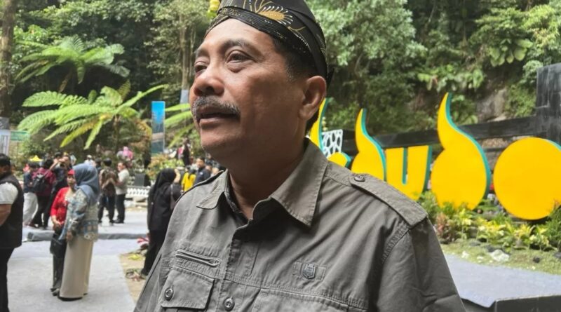 Ketua DPRD Apresiasi Tradisi Siraman Sedudo