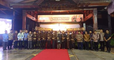 Ketua DPRD Nganjuk Apresiasi Pagelaran Wayang Kulit di TMII