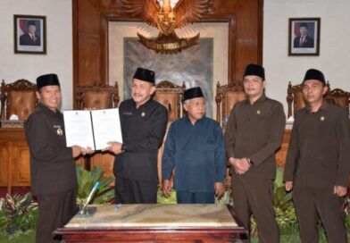 Rapat Paripurna DPRD Tulungagung Penyampaian Ranperda Pertanggungjawaban Pelaksanaan APBD 2025, Plt Bupati Tulungagung Paparkan Realisasi APBD Tahun 2025