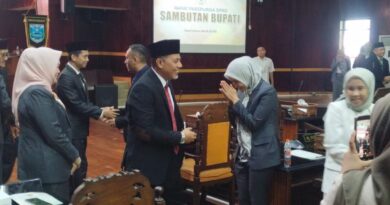 Rapat Paripurna DPRD, Bupati Probolinggo : Penyelesaian Target Satu Pintu Rampung dan Transparan