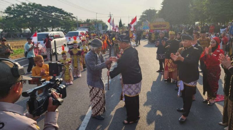 Peringati HUT ke-81 RI, Pemkab Madiun Gelar Caruban Night Solidarity
