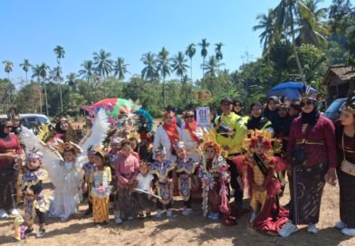 Ratusan Anak PAUD Desa Lembengan Meriahkan HUT ke-81 RI Lewat Karnaval Budaya