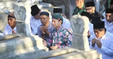 Jelang Peringatan Hari Jadi Kabupaten Trenggalek ke-832, Bupati Arifin Ziarah ke Makam Para Bupati Trenggalek Terdahulu