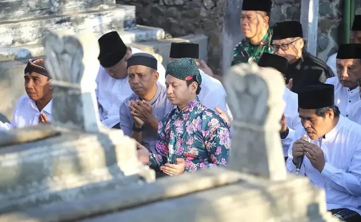 Jelang Peringatan Hari Jadi Kabupaten Trenggalek ke-832, Bupati Arifin Ziarah ke Makam Para Bupati Trenggalek Terdahulu