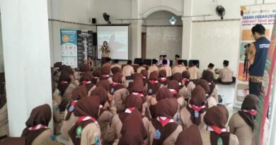Perkuat Kualitas Kesehatan Santri, Puskesmas Boyolangu dan Tim Dinas Kesehatan Tulungagung Gelar Sosialisasi Orientasi SBH di Pesantren Al Fatahiyah Ngranti