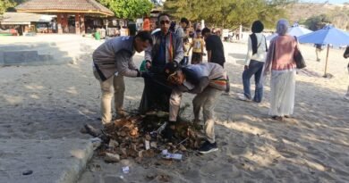 DPC Gerindra Kabupaten Blitar Gelar Aksi Bersih Pantai Tambakrejo, Wujud Nyata Kepedulian Lingkungan