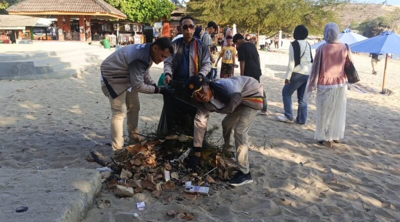 DPC Gerindra Kabupaten Blitar Gelar Aksi Bersih Pantai Tambakrejo, Wujud Nyata Kepedulian Lingkungan